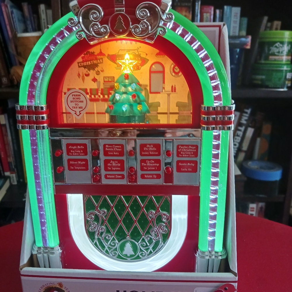 Vintage like Illuminated Christmas Jukebox, 10.5"